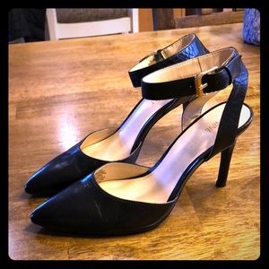 Women’s leather Nine West Heels